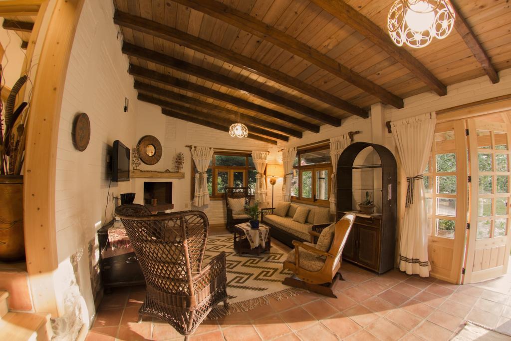 Hotel Rancho San Cayetano Zitácuaro Exterior foto